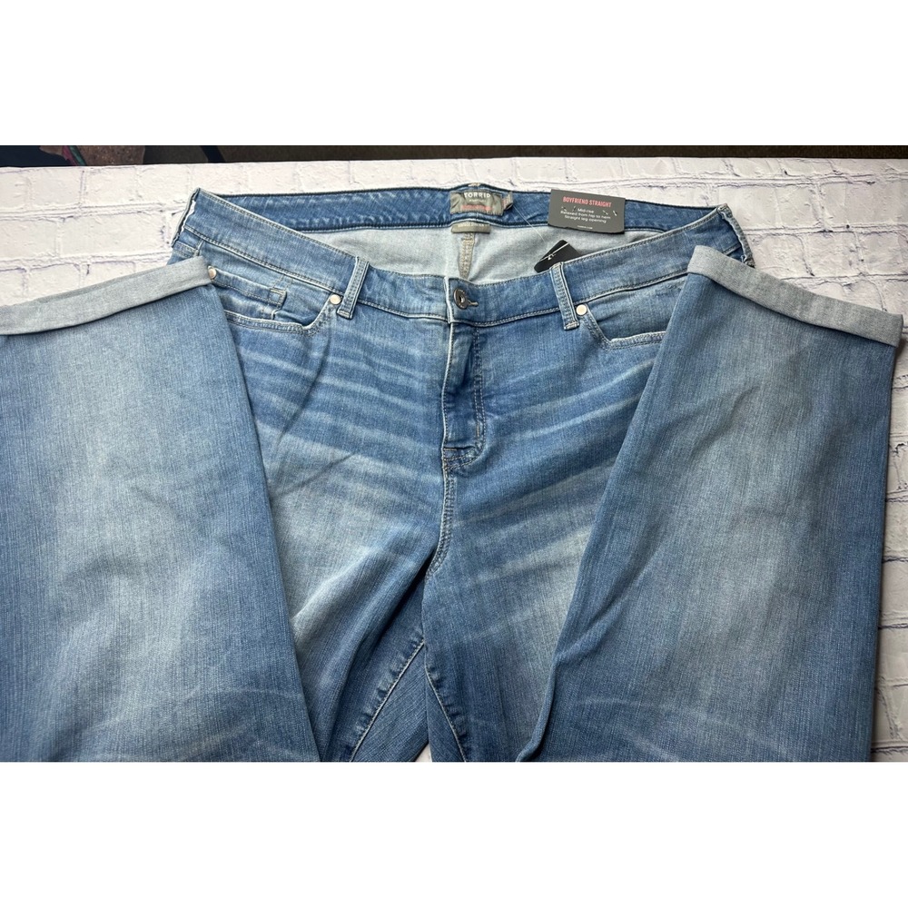 Torrid Women's Plus Size 22 Boyfriend Straight Distressed Denim Jeans - Picture 3 of 9